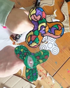cardboard fidget spinner craft