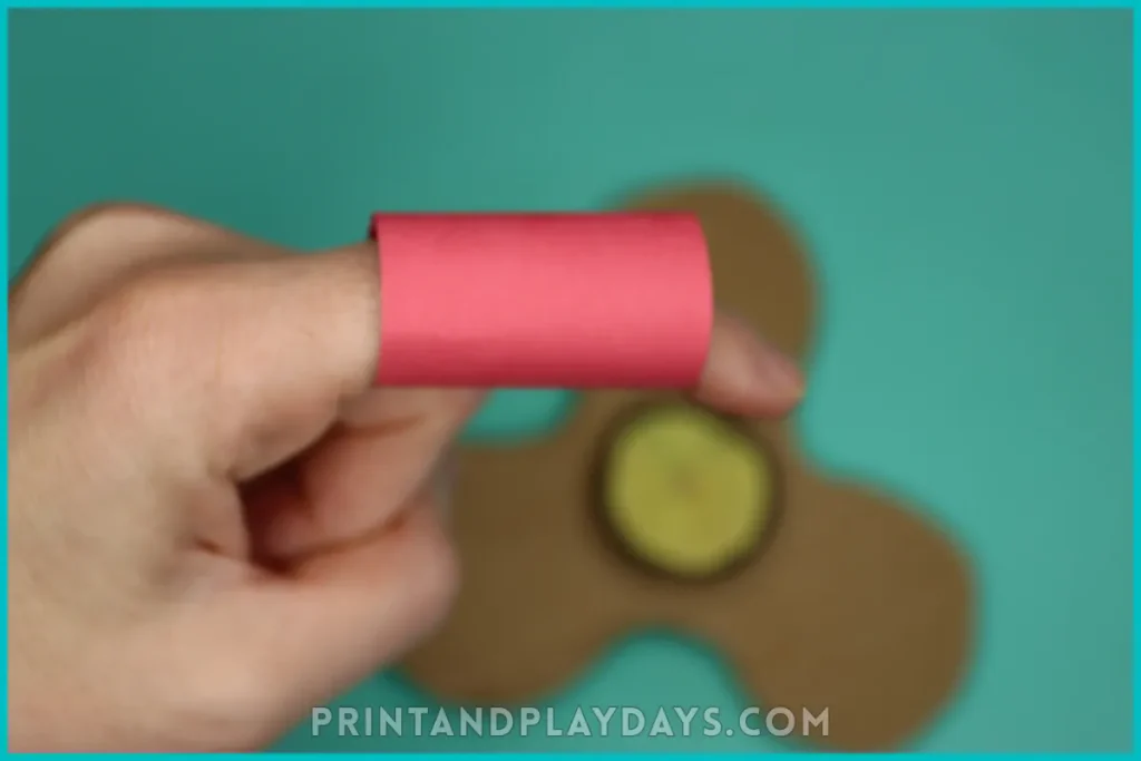 image showing a ring made from paper for a fidget spinner craft